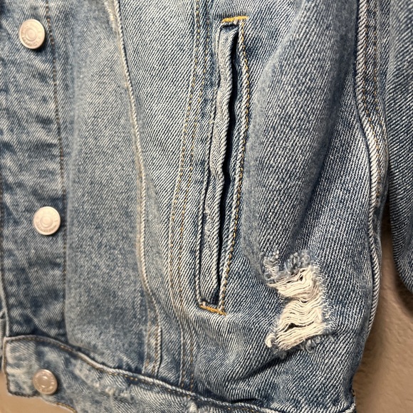 Wild Fable | 100% Cotton Denim Jean Jacket Coat Oversized Women XS Distressed - Picture 5 of 8